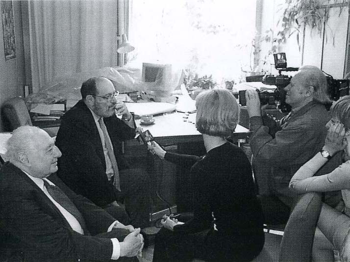 Умберто Эко в РГГУ3 (93 Кб) Умберто Эко в РГГУ3 (93 Кб)